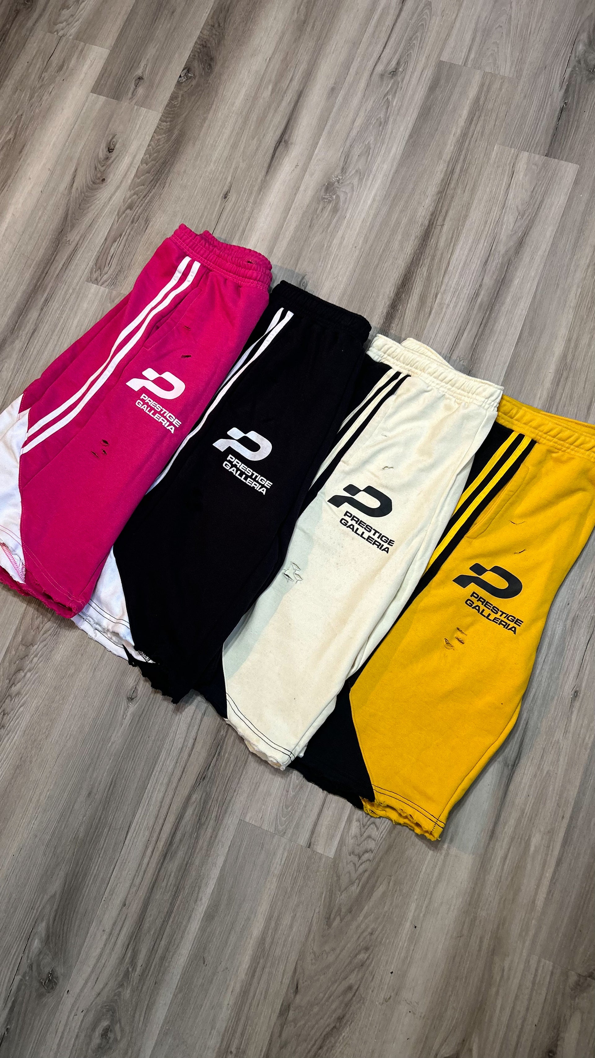 Essential Pack 003 3/4 Shorts